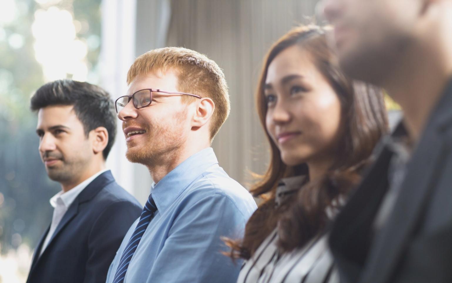 Risikomanagement und strategische Finanzplanung für Budgetüberschüsse